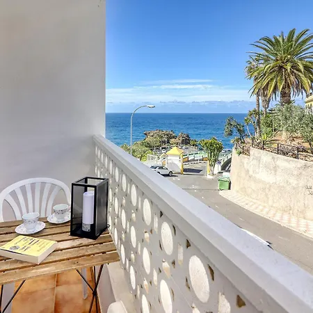 Bright Apartment, Ocean View And 1 Minute Walk To The 公寓 *