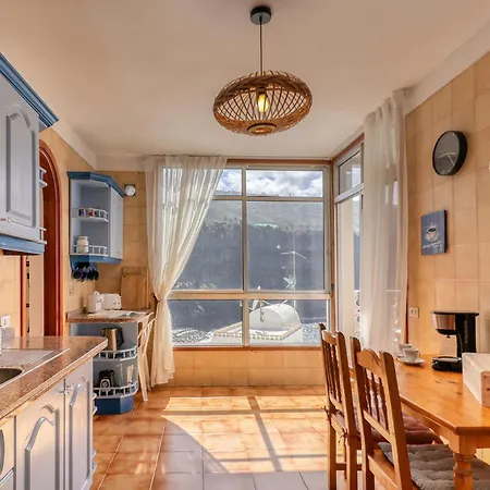 Bright Apartment, Ocean View And 1 Minute Walk To The 公寓 San Marcos (Tenerife)