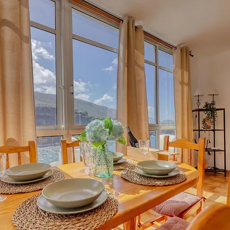 Apartment Bright Apartment, Ocean View And 1 Minute Walk To The *